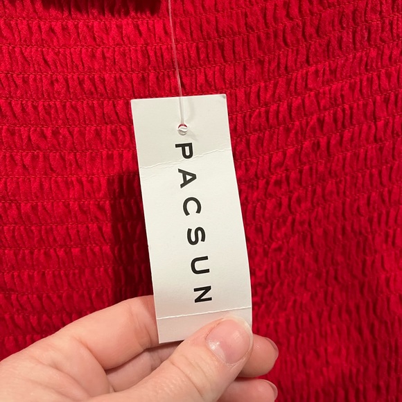 Ruched cold shoulder top - Picture 3 of 4